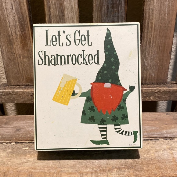 St. Patricks Day Gnome Bundle, Let’s Get Shamrocked Sign & Small Irish Gnome - Picture 15 of 16